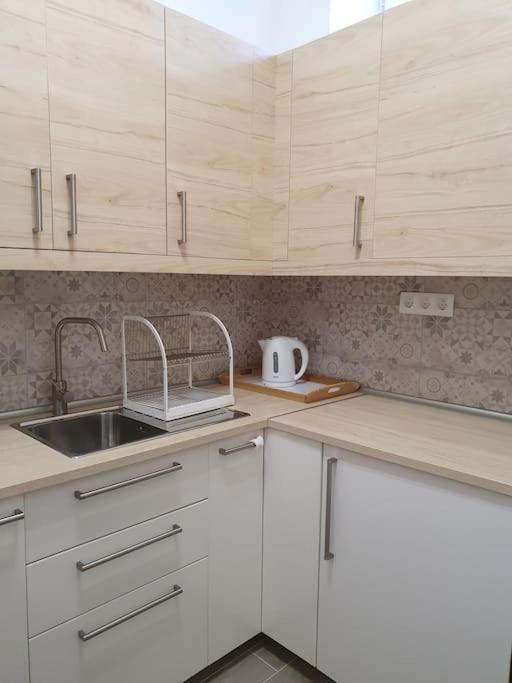 Andrea Apartman Miskolc Belvarosaban Exterior foto